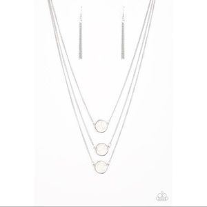 Paparazzi white necklace